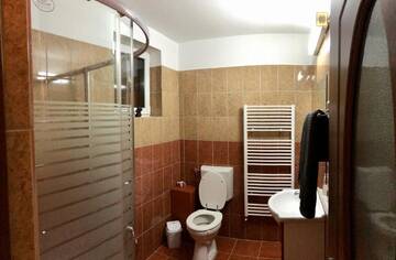 Фото номера Номер с кроватью размера «queen-size» и балконом Гостевой дом Casa Cosy Sibiu г. Сибиу 14