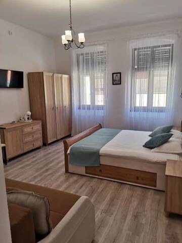 Фото номера Улучшенный двухместный номер с 1 кроватью Гостевой дом Casa Bella г. Сибиу 6