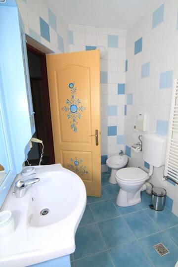 Фото номера Двухместный номер с 1 кроватью Гостевой дом Casa Lecca г. Сибиу 9