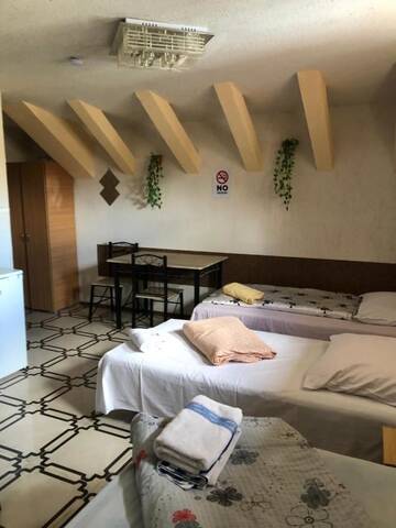 Фото номера Cемейный номер с собственной ванной комнатой Гостевой дом Villa Maria S г. Сибиу 5