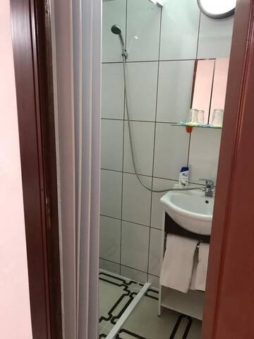 Фото номера Одноместный номер с собственной ванной комнатой Гостевой дом Villa Maria S г. Сибиу 7