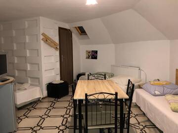 Фото номера Семейный номер с ванной комнатой Гостевой дом Villa Maria S г. Сибиу 3