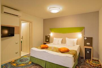Фото номера Апартаменты с 2 спальнями (Сирень) Апарт-отели Blumenhaus Sibiu г. Сибиу 6