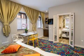Фото номера Studio Apartment (Orchidea) Апарт-отели Blumenhaus Sibiu г. Сибиу 6