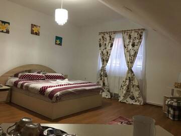 Фото номера Двухместный номер с 1 кроватью Гостевой дом Unser Haus г. Сибиу 6