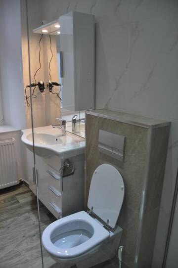 Фото номера Номер с кроватью размера «king-size» Гостевой дом 4Rooms Central Sibiu г. Сибиу 17