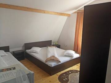 Фото номера Трехместный номер Гостевой дом Casa Kiev г. Сибиу 3