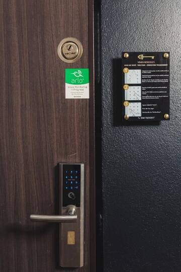 Фото номера Двухместный номер Делюкс с 1 кроватью Гостевой дом Vendi Grand Square Residence г. Сибиу 30