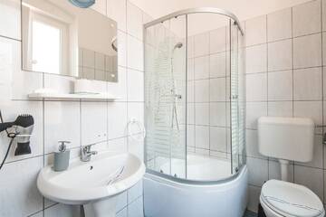 Фото номера Двухместный номер с 2 отдельными кроватями Гостевой дом Guesthouse Casa Baciu г. Сибиу 8