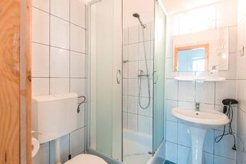 Фото номера Двухместный номер с 1 кроватью Гостевой дом Guesthouse Casa Baciu г. Сибиу 11