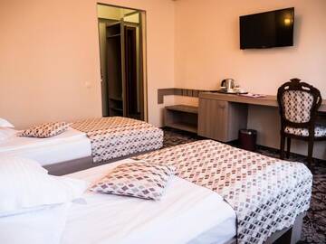 Фото номера Двухместный номер «Комфорт» с 2 отдельными кроватями Отель Best Western Silva Hotel г. Сибиу 7
