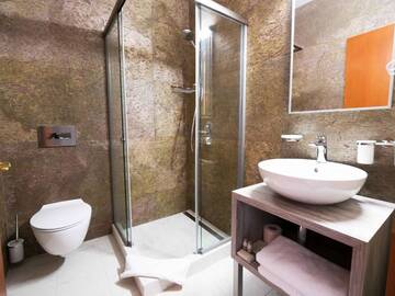 Фото номера Двухместный номер «Комфорт» с 2 отдельными кроватями Отель Best Western Silva Hotel г. Сибиу 9