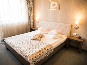 Фото номера Суперлюкс с кроватью размера &quot;queen-size&quot; Отель Best Western Silva Hotel г. Сибиу 5