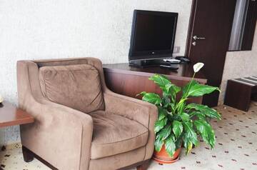 Фото номера Стандартный двухместный номер с 1 кроватью Отель Hotel Premier г. Сибиу 8