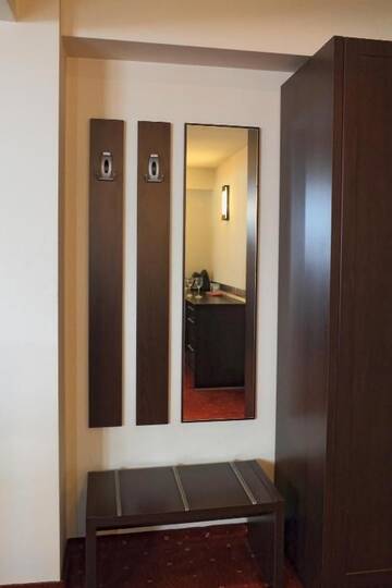 Фото номера Апартаменты с 1 спальней и террасой Отель Hotel Premier г. Сибиу 4