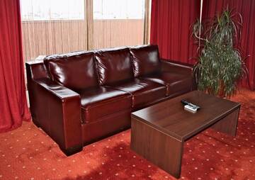 Фото номера Апартаменты с 1 спальней и террасой Отель Hotel Premier г. Сибиу 8