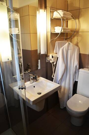 Фото номера Люкс с 1 спальней Отель Hotel Premier г. Сибиу 6