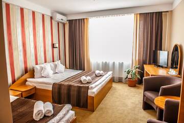 Фото номера Трехместный номер Отель Hotel Class Hermannstadt г. Сибиу 2