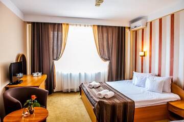Фото номера Двухместный номер с 1 кроватью Отель Hotel Class Hermannstadt г. Сибиу 10