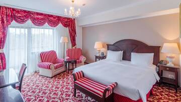 Фото номера Номер &quot;Хилтон&quot; с кроватью размера &quot;king-size&quot; Курортные отели Hilton Sibiu г. Сибиу 4