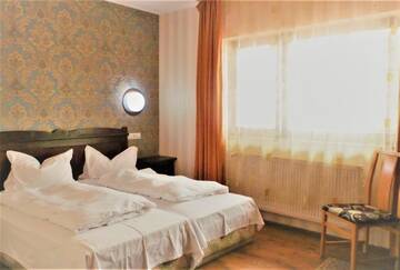 Фотографии Отель Hotel Sonne г. Сибиу (Румыния) №2 Фото Отель Hotel Sonne г. Сибиу 2