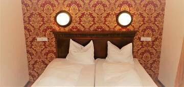 Фото номера Двухместный номер с 2 отдельными кроватями Отель Hotel Sonne г. Сибиу 58